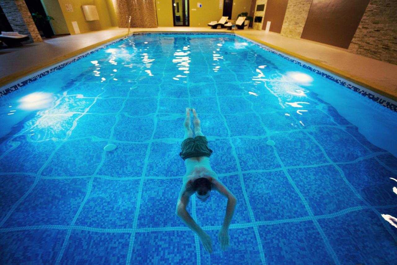 Wellness hotel Spark Malacky Buitenkant foto